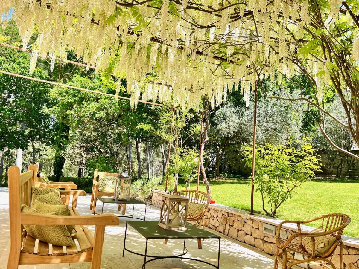Domaine De Saint Clair Bed and Breakfast Aix-en-Provence Exteriör bild